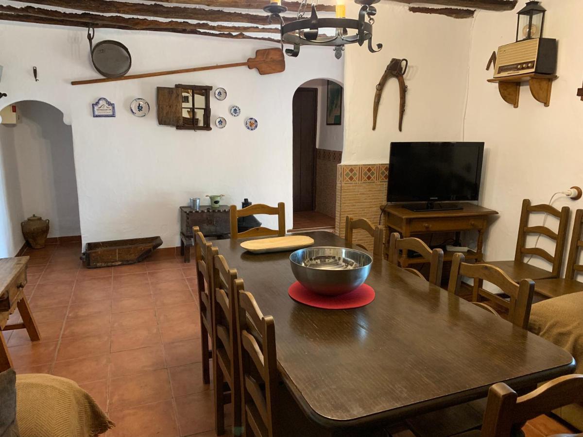 Holiday home Cortijo Cerro Fuentes Nuevas *